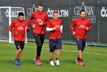 Trabzonspor'da ikinci yarının ilk çalışmasını yaptı