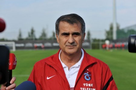 Trabzonspor'da ikinci yarının ilk çalışmasını yaptı