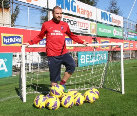 Trabzonsporlu Serkan, Fenerbahçe maçıyla çıkışa geçmek istediklerini söyledi