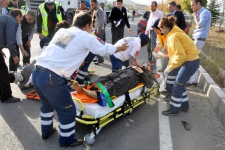 Trafik kazası: 2 yaralı