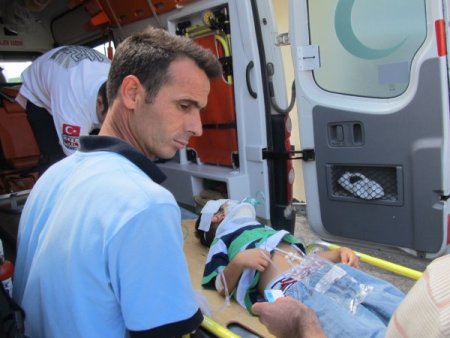 Trafik Kazası Bayram Tatilini Zehir Etti: 1 Ölü, 6 Yaralı