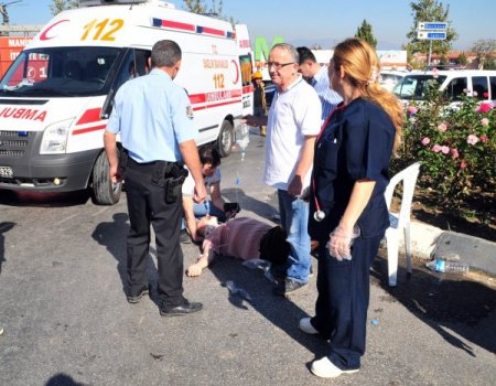 Trafik kazasında 90 yaşındaki sürücüyle birlikte 6 kişi yaralandı