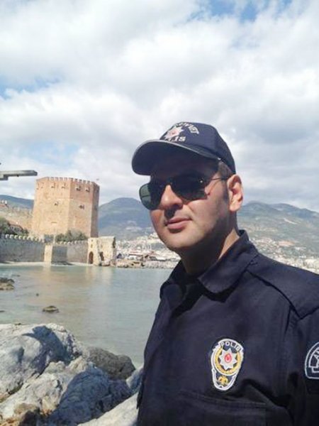 Trafik kazasında ağır yaralanan polis, 7 günlük mücadelesini kaybetti