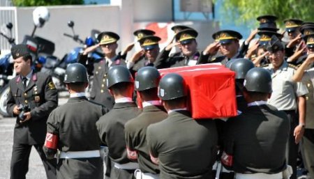 Trafik Kazasında Hayatını Kaybeden Askerler Memleketlerine Gönderildi