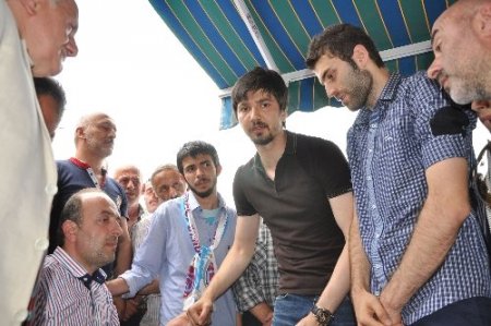 Trafik kazasında vefat eden Trabzonspor taraftarı, son yolculuğuna uğurlandı