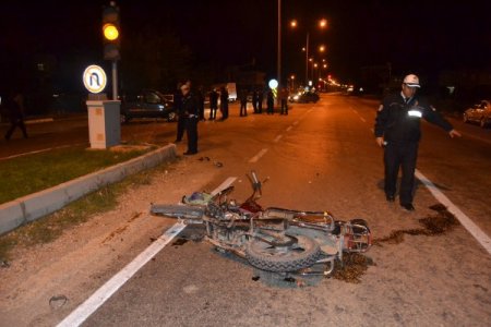 Trafik kazasında yaralanan sürücü hayatını kaybetti