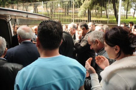 Trafik kurbanı üniversiteli kızların cenazeleri ailelerine teslim edildi