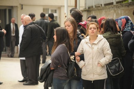 Trafik kurbanı üniversiteli kızların cenazeleri ailelerine teslim edildi