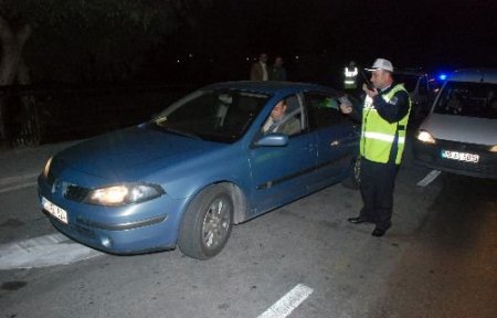 Trafik Polisi, Bayramda Kurallara Uymayanlara Ceza Yağdırdı