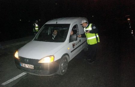 Trafik Polisi, Bayramda Kurallara Uymayanlara Ceza Yağdırdı