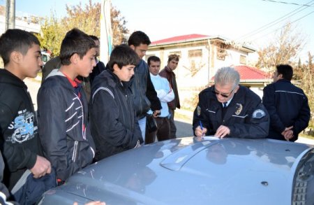 Trafoya çıkan çocuk elektrik akımına kapıldı