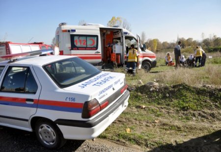 Traktör sulama kanalına devrildi: 1 ölü