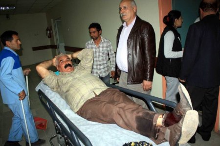 Tren raylarını çalmak isteyen şahsa direnince ayağından vuruldu