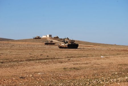 TSK, Suriye sınırında tatbikat yaptı (Özel)