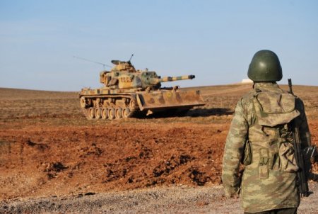 TSK, Suriye sınırında tatbikat yaptı (Özel)