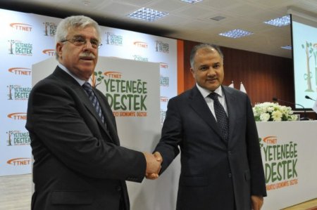 Ttnet, Gençleri Dijital İçerikli Eğitimle Yönlendiriyor