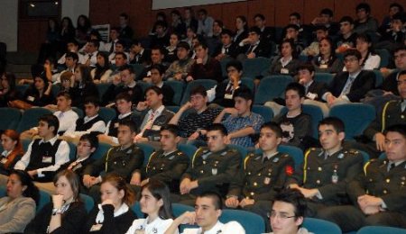 Tübitak'ın Yarışmasına Katılacak 123 Proje İzmir'de Görücüye Çıktı