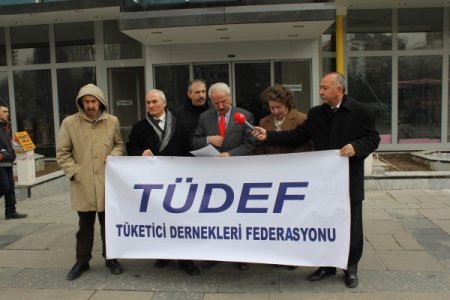 Tüdef, Benzine Yapılan Zammı, Siyah Kurdeleyle Protesto Etti