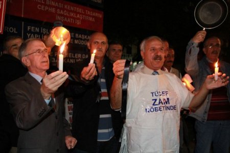 TÜDEF, zamları tencere, tava ve mumla protesto etti