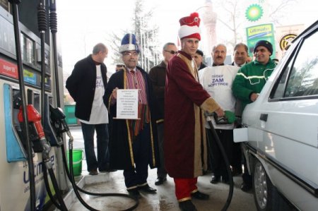 Tüdef'ten Benzin Fiyatına Kanuni Sultan Süleyman'lı Protesto