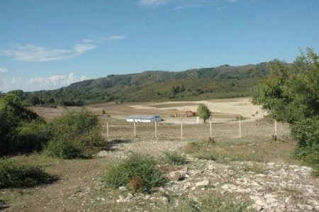 Tulum Çalıp Oynayarak Çimento Fabrikasını Protesto Ettiler