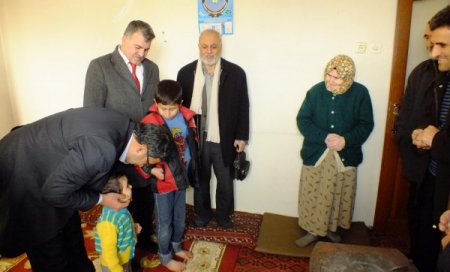 TÜMSİAD çadır kentte kalan Suriyelileri ziyaret etti