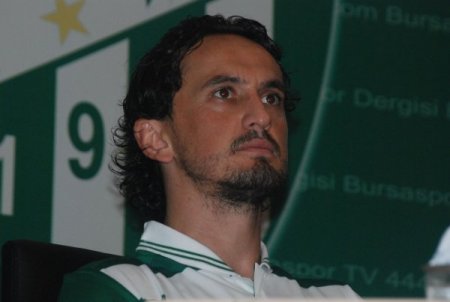 Tuncay Şanlı, Bursaspor’a resmi imzayı attı