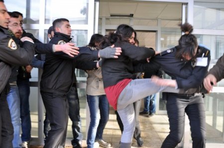 Tunceli Üniversitesi'nde 20 öğrenci gözaltına alındı