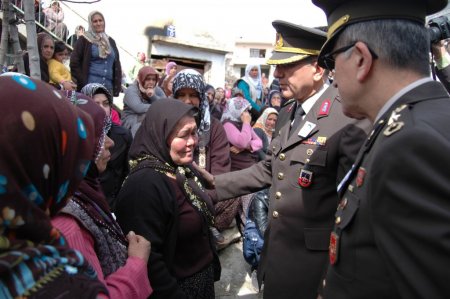 Tunceli'de kalp krizinden ölen asker Tarsus'ta toprağa verildi