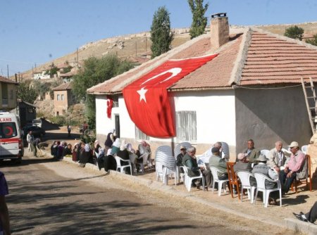 Tunceli'de şehit olan Cuma Karadavut'un memleketi Yozgat'ta yas var