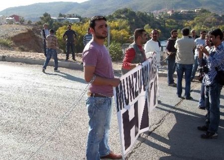 Tunceli'de Zincirli Doğa Eylemi