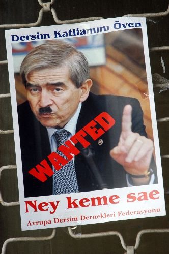 Tuncelililer Chp Genel Başkan Yardımcısı Öymen'i Hitler'e Benzetti