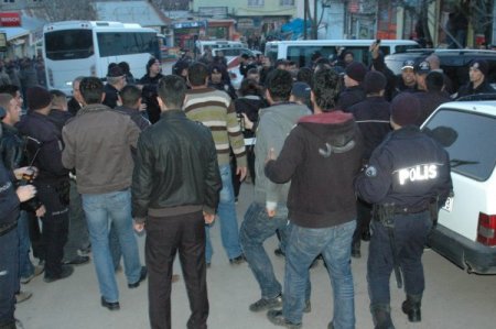 Tunceli'nde Gergin Saatler Yaşandı