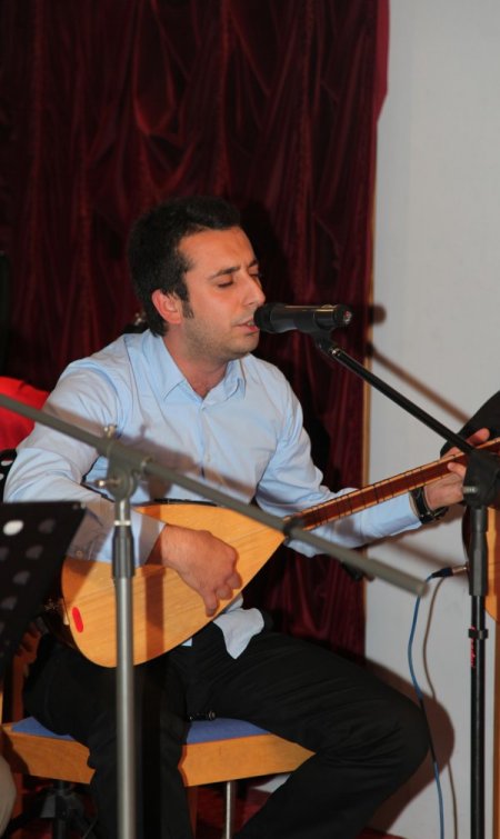 'Turab Türküleri' sanatseverlerin gönlünü fethetti