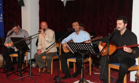 'Turab Türküleri' sanatseverlerin gönlünü fethetti