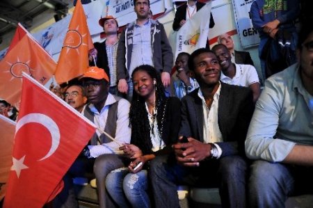 Türel: Biz hizmet ederken, muhalefet ortalığı karıştırmaya çalışıyor