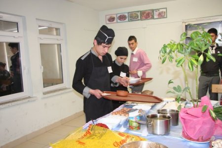 TUREM, aşçılarına dünya lezzetlerini öğretiyor