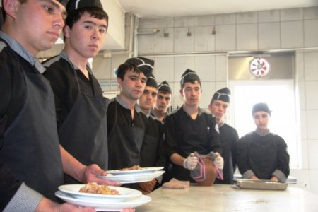 TUREM, aşçılarına dünya lezzetlerini öğretiyor