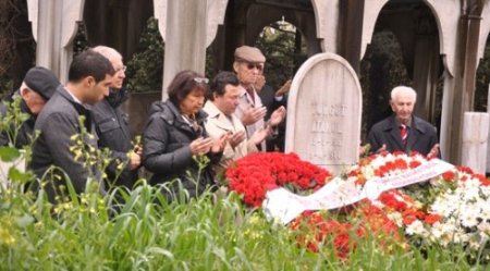 Turgut Atakol mezarı başında anıldı