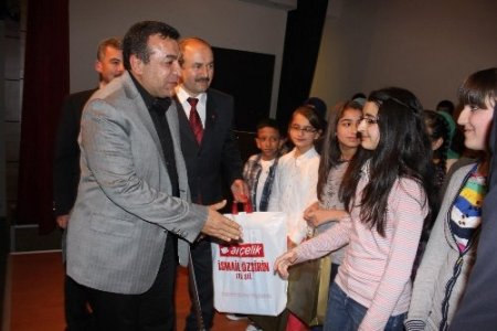 Turgutlu'da 5 bin kişi O (SAV)’nu okudu