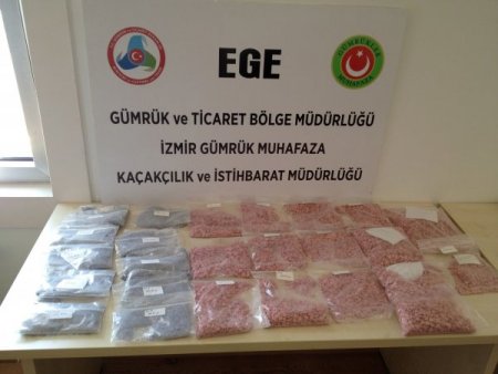Turistin Valizine Gizlenmiş 30 Bin Uyuşturucu Hap Ele Geçirildi