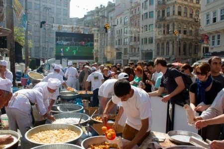 Turistler lokmayı çok sevdi
