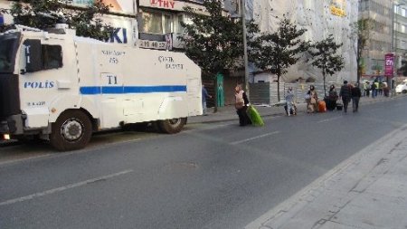 Turistler ortada kaldı (Özel)