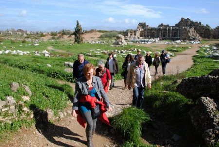 Turizm bölgelerindeki görüntü kirliliği sektöre zarar veriyor