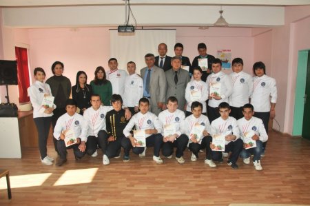 Turizm otelcilik öğrencileri, otel aşçılarından Türk mutfağını öğrendi