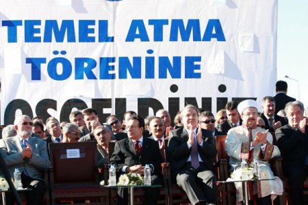 Turizm Şehri Antalya İlahiyat Fakültesine Kavuşuyor