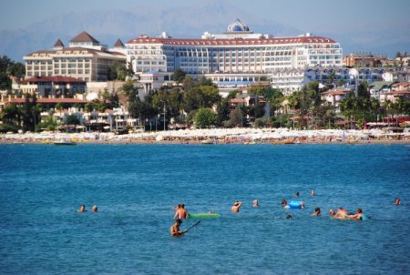 Turizmcileri, kışın otellerin 5 ay kapalı kalması korkusu sardı
