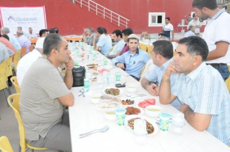 Türk, Kürt, Arap, Yezidi Aynı İftar Sofrasında Buluştu