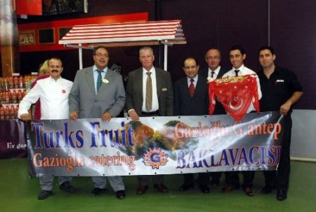 Türk Baklavası Hollanda'da Görücüye Çıktı