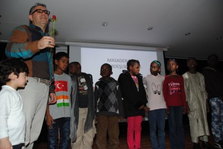 Türk doktorlar, Nijer'in güllerini bağrına bastı